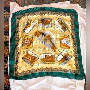Roman Italian Greece 39x39 100% Hunter Green Gold Yellow Scarf